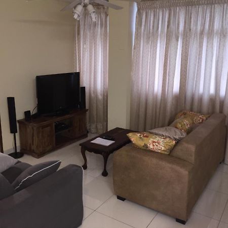 South Coast Beachfront Holiday Apartments Amanzimtoti Dış mekan fotoğraf