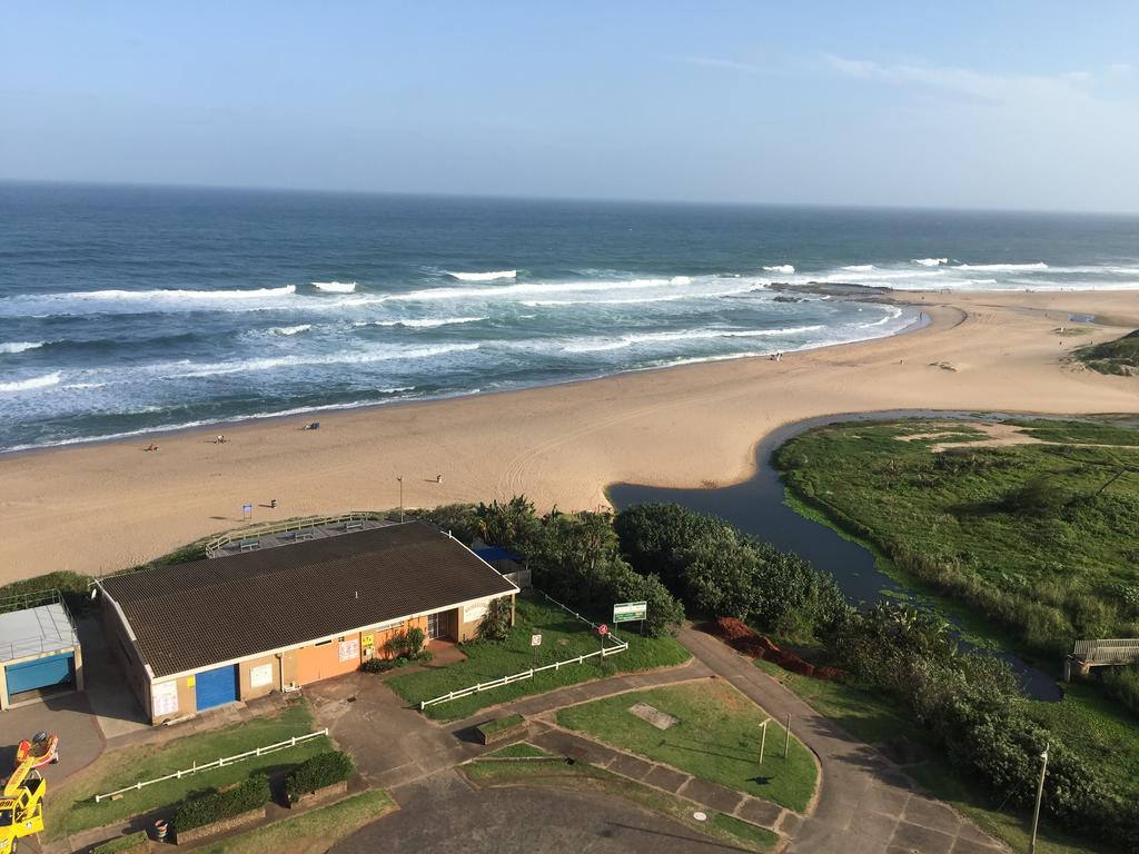 South Coast Beachfront Holiday Apartments Amanzimtoti Dış mekan fotoğraf