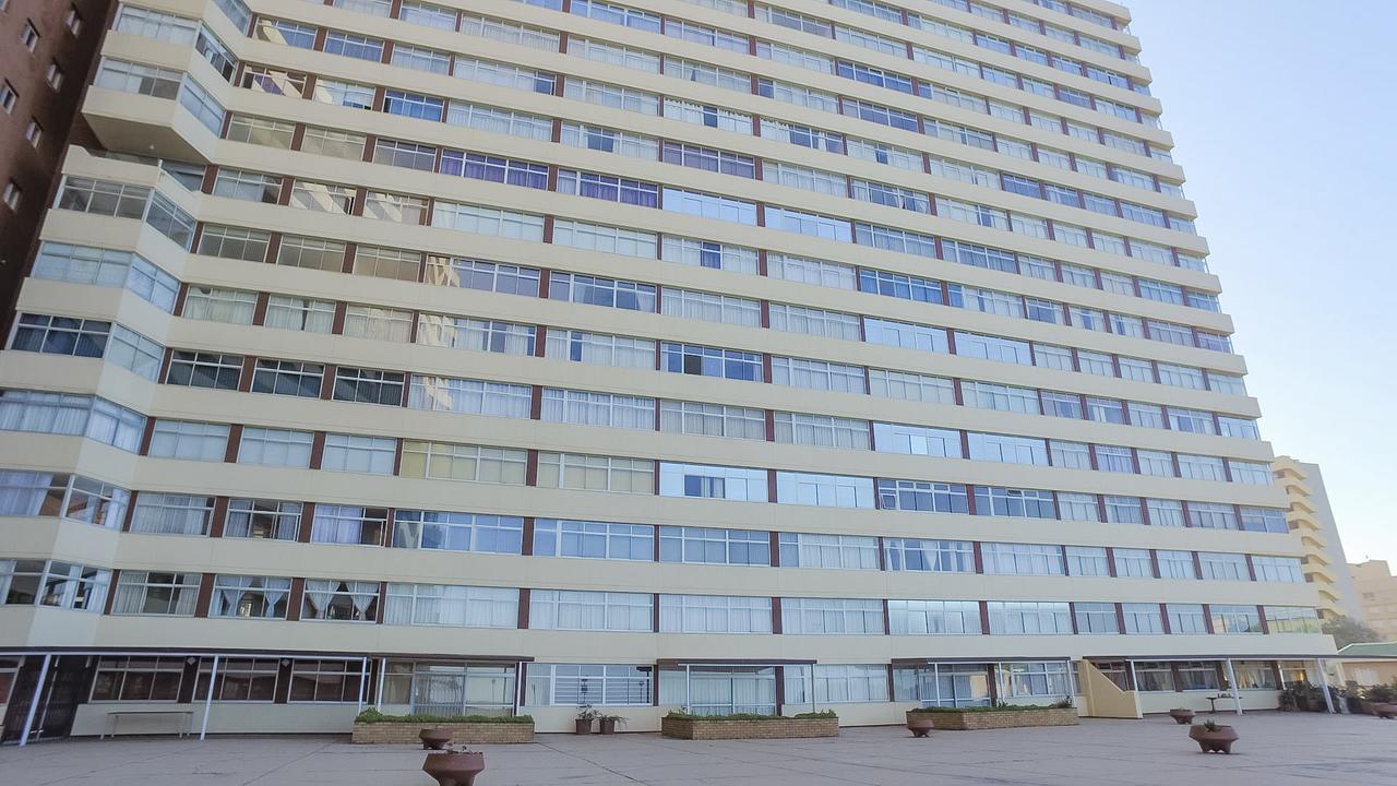 South Coast Beachfront Holiday Apartments Amanzimtoti Dış mekan fotoğraf