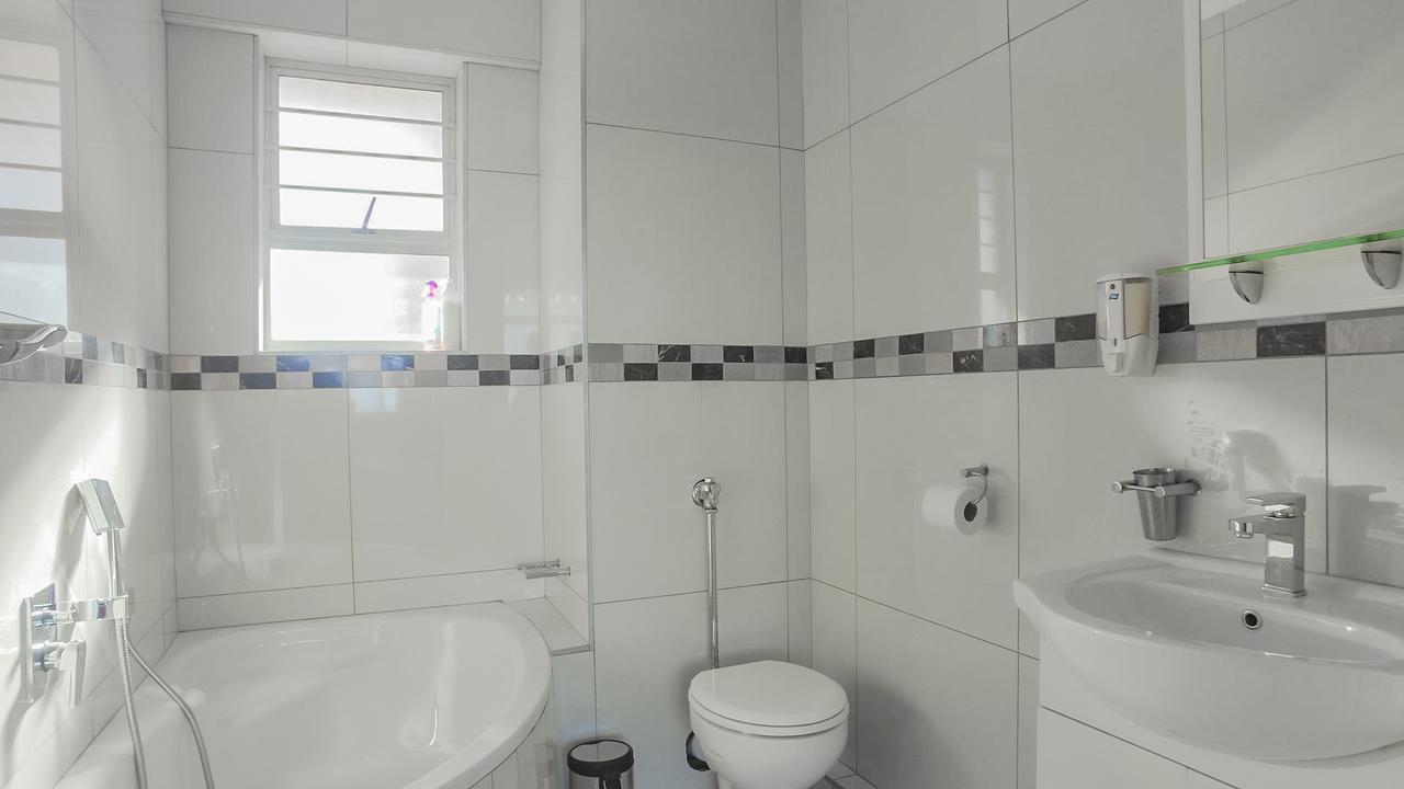 South Coast Beachfront Holiday Apartments Amanzimtoti Dış mekan fotoğraf