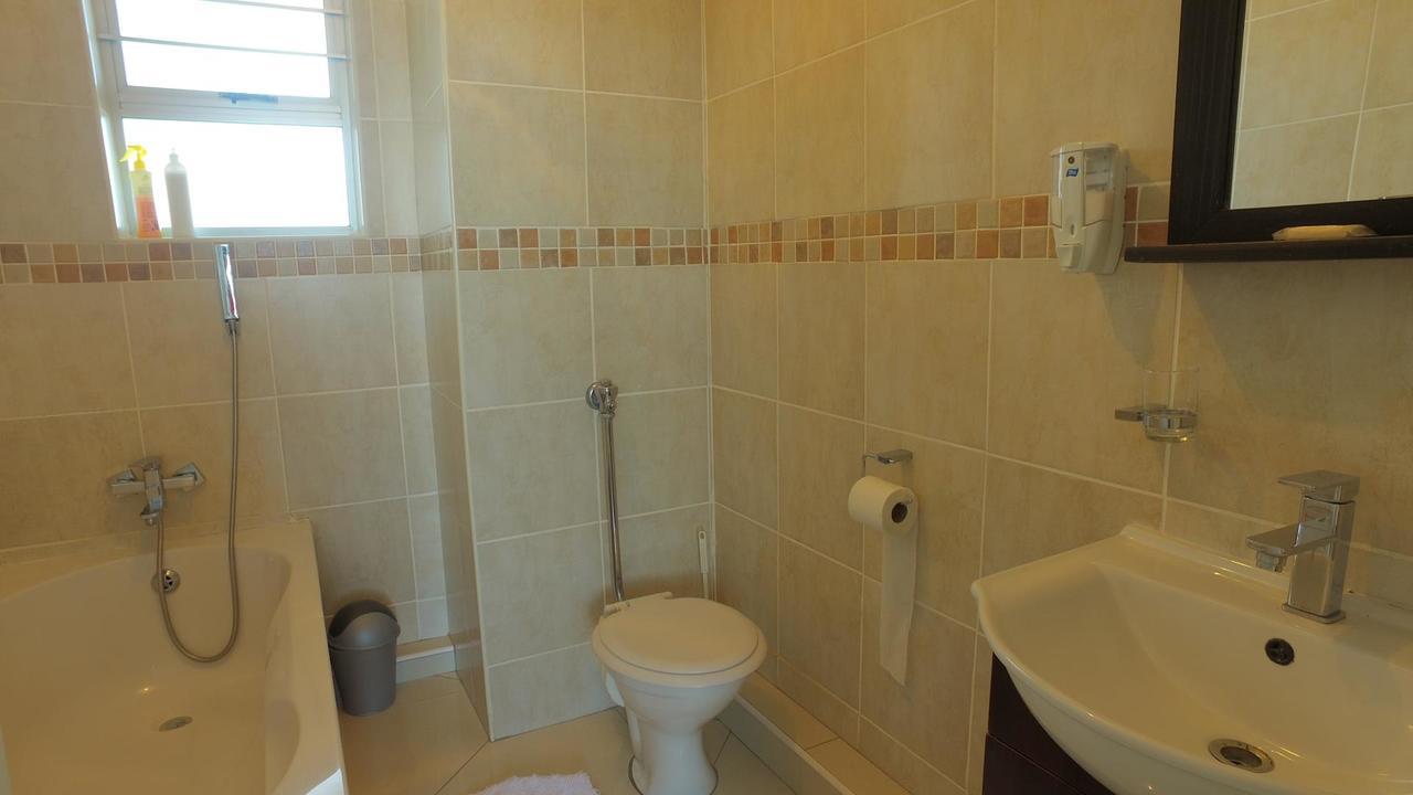 South Coast Beachfront Holiday Apartments Amanzimtoti Dış mekan fotoğraf